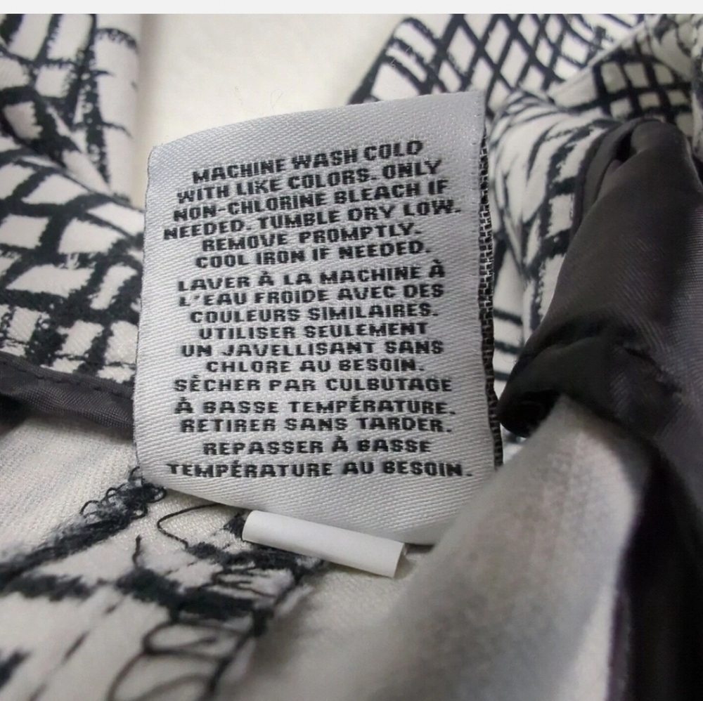 AVA & VIV W Capri Slacks White Black Abstract Plaid Bold Office - Picture 4 of 5